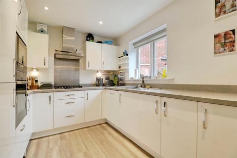 4 bedroom detached house for sale, Englesea Way, Alsager