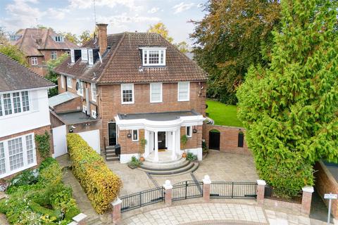 undefined, West Heath Close, Hampstead, NW3