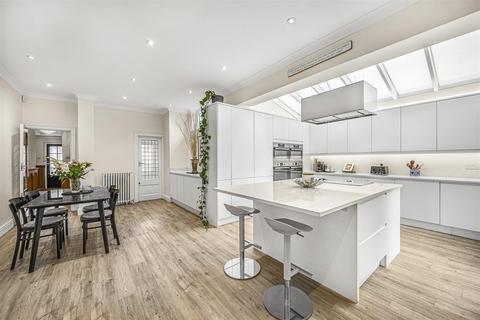 undefined, West Heath Close, Hampstead, NW3
