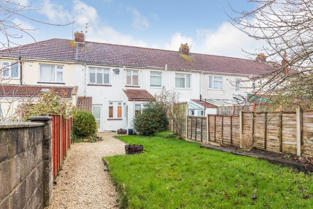 Charming terraced house with a well-maintained ...