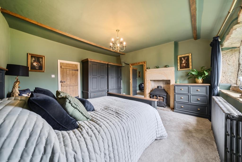 Bedroom 2.3