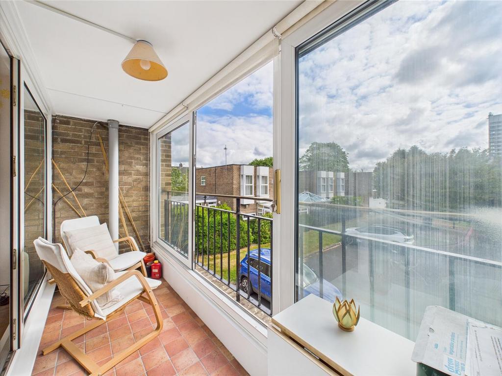 Balcony 6.jpg