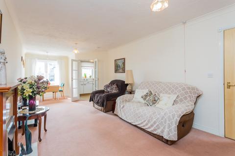 2 bedroom flat for sale, 38 Kelburne Court, 53 Glasgow Road, Paisley, PA1 3AF