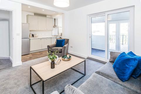 undefined, Carisbrooke Avenue Beeston, Nottingham NG9
