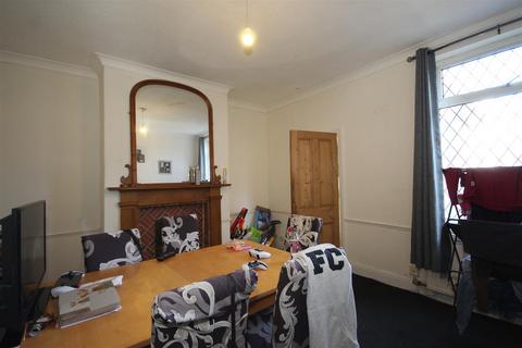 30 Bondgate, Pontefract, WF8 2JJ