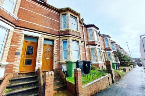 3 bedroom terraced house to rent, Barrack Road, Exeter