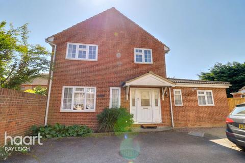 undefined, Gloucester Avenue, Rayleigh