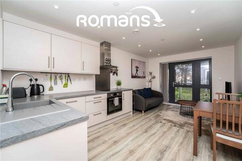 3 bedroom flat to rent, Constabulary Close, Station Road, West Drayton, UB7