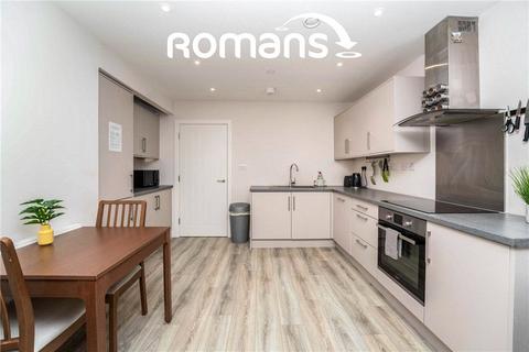 3 bedroom flat to rent, Constabulary Close, Station Road, West Drayton, UB7
