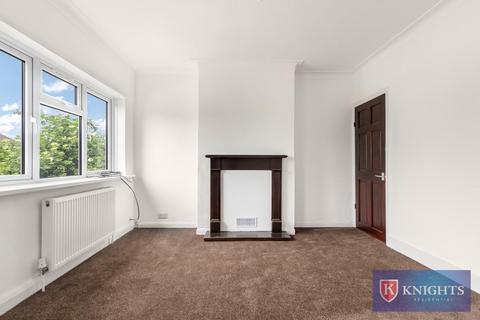 16 Regal Court, London, N18 2XU