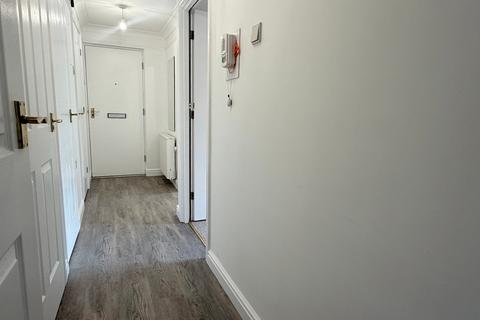 2 bedroom retirement property for sale, Priory Gardens, Abergavenny NP7