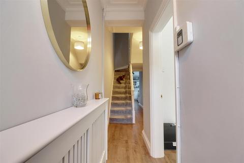 48 Eastgate, Hessle, HU13 9LL