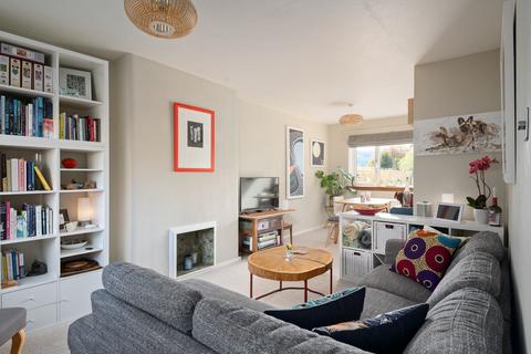 19 East Moulin Road, Pitlochry, PH16 5HY