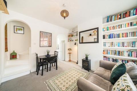 278 Derinton Road, London, SW17 8HU