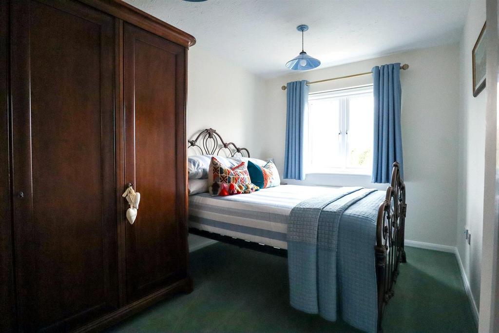 Bedroom 2.jpg
