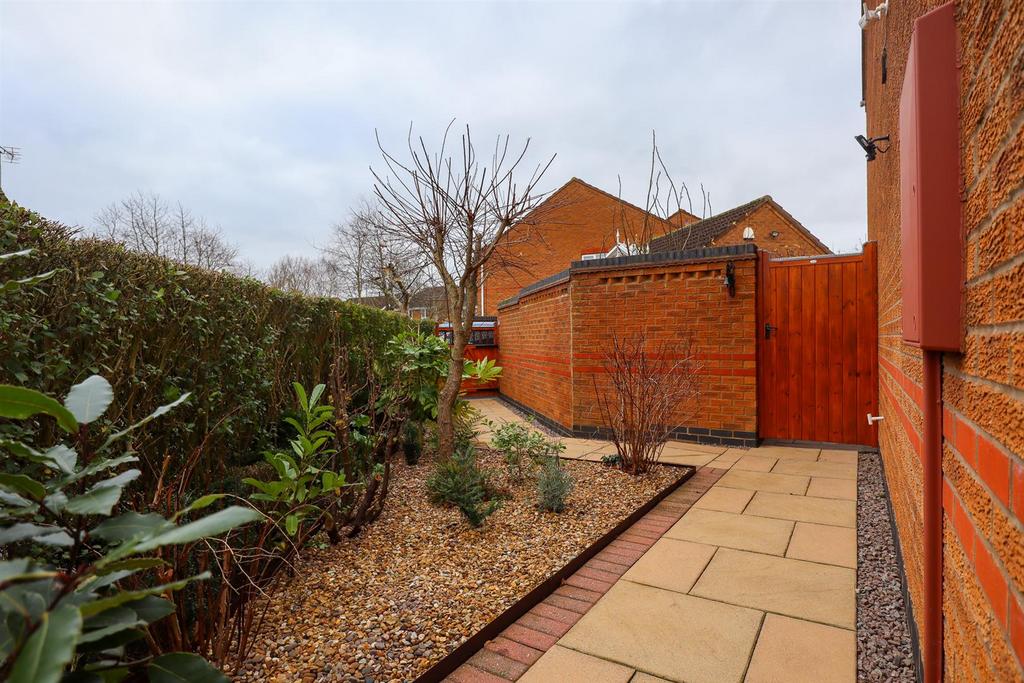 Side garden.jpg