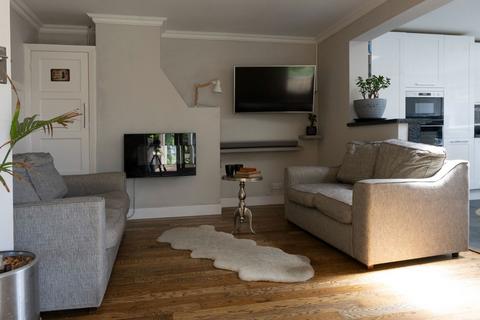 15 Bush Avenue, Newington, Ramsgate, CT12 6EY