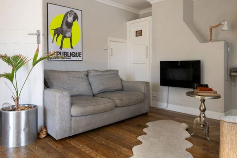 15 Bush Avenue, Newington, Ramsgate, CT12 6EY
