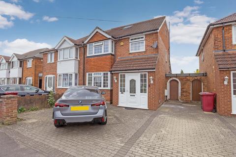 4 bedroom terraced house for sale, Melbourne Avenue, Slough SL1