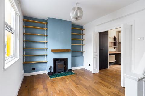 2 bedroom terraced house to rent, Dewe Road, Brighton