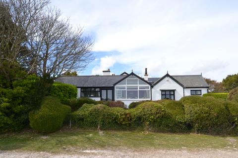 4 bedroom character property for sale, The Front, St. Margarets Bay CT15