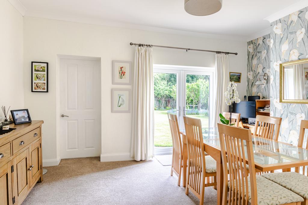 Diningroom1