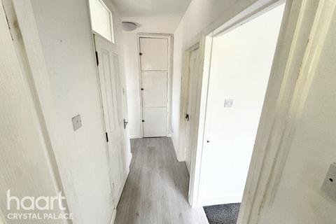 undefined, Cranleigh Close, LONDON