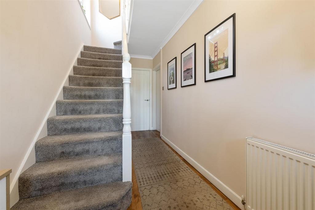 472 Lode Lane, Solihull, B92 8 NX 6.jpg