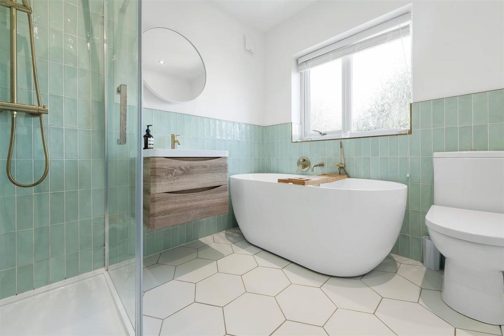 472 Lode Lane, Solihull, B92 8 NX 18.jpg
