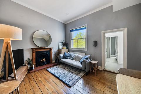 1 bedroom flat for sale, Bedford Hill, Balham, London, SW12