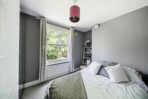 1 bedroom flat for sale, Bedford Hill, Balham, London, SW12