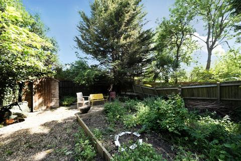 1 bedroom flat for sale, Bedford Hill, Balham, London, SW12