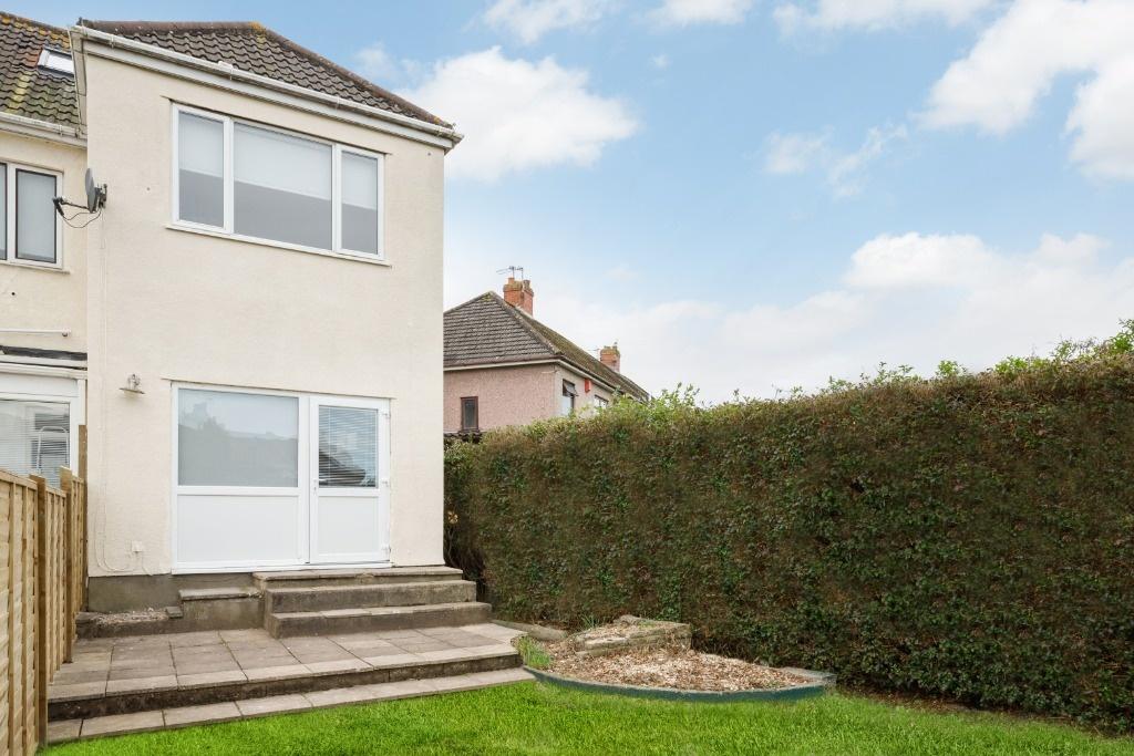Enjoy a tranquil garden space perfect for relax...