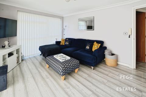 4, Barton Court Barton Hill Road, Torquay, TQ2 8HS