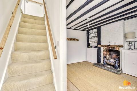 2 bedroom detached house for sale, George Street, Chesham, HP5 3EJ