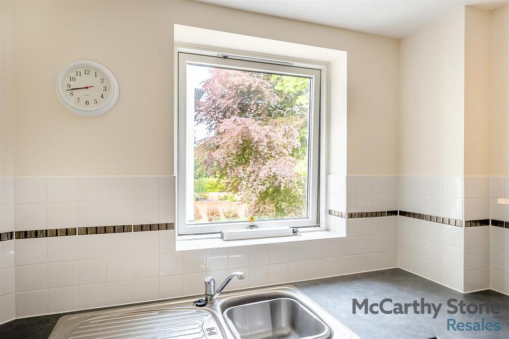 8646717-interior29.jpg