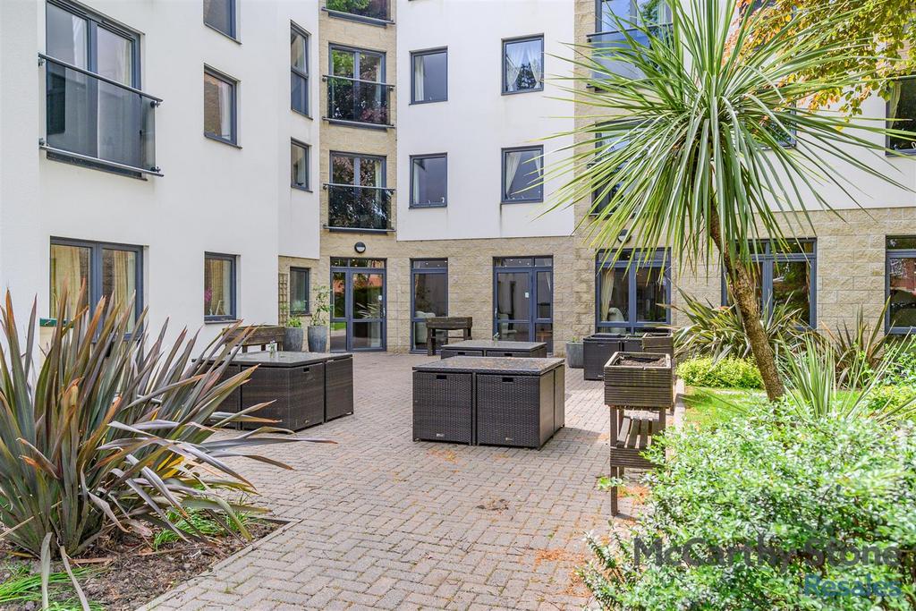 8646717-exterior16.jpg