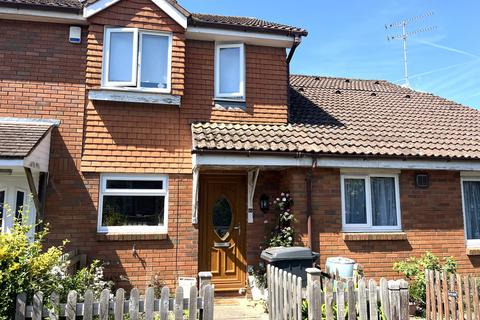 2 bedroom terraced house to rent, Jenson Gardens, Andover, SP10