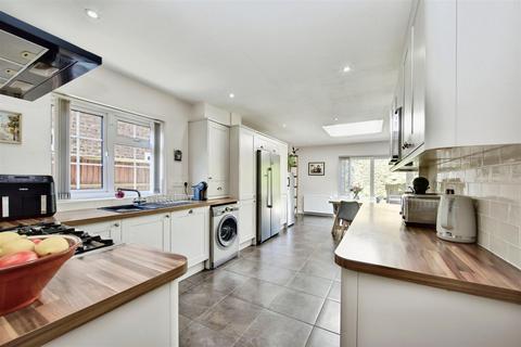 3 bedroom link detached house for sale, The Fieldings, Sittingbourne