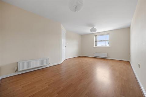 2 bedroom apartment to rent, Lady Acre Close, Lymm WA13