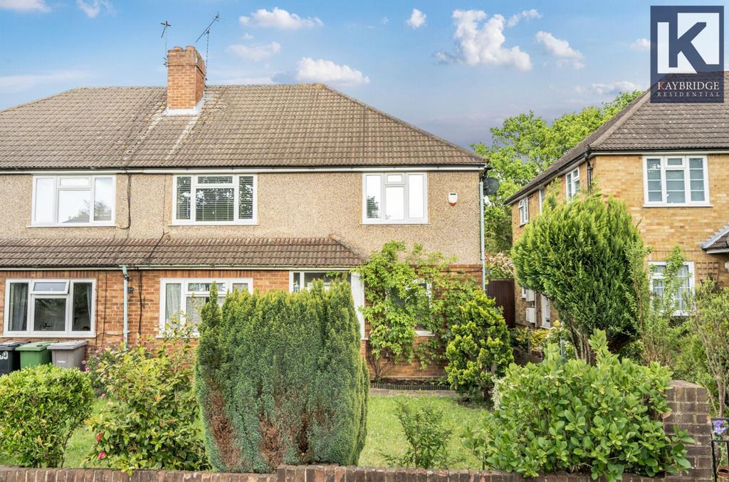 Ardrossan Gardens, KT4 7 AZ