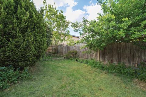 119 Wolsey Drive, Kingston Upon Thames, KT2 5DR