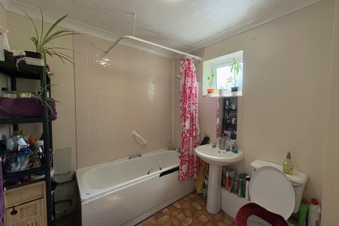 1 bedroom in a house share to rent, En-Suite on Huntington Rd, CB3