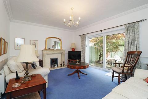 3 bedroom mews for sale, Edenhurst Drive, Timperley