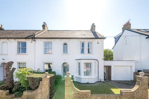 42 Wheathill Road, London, SE20 7XH