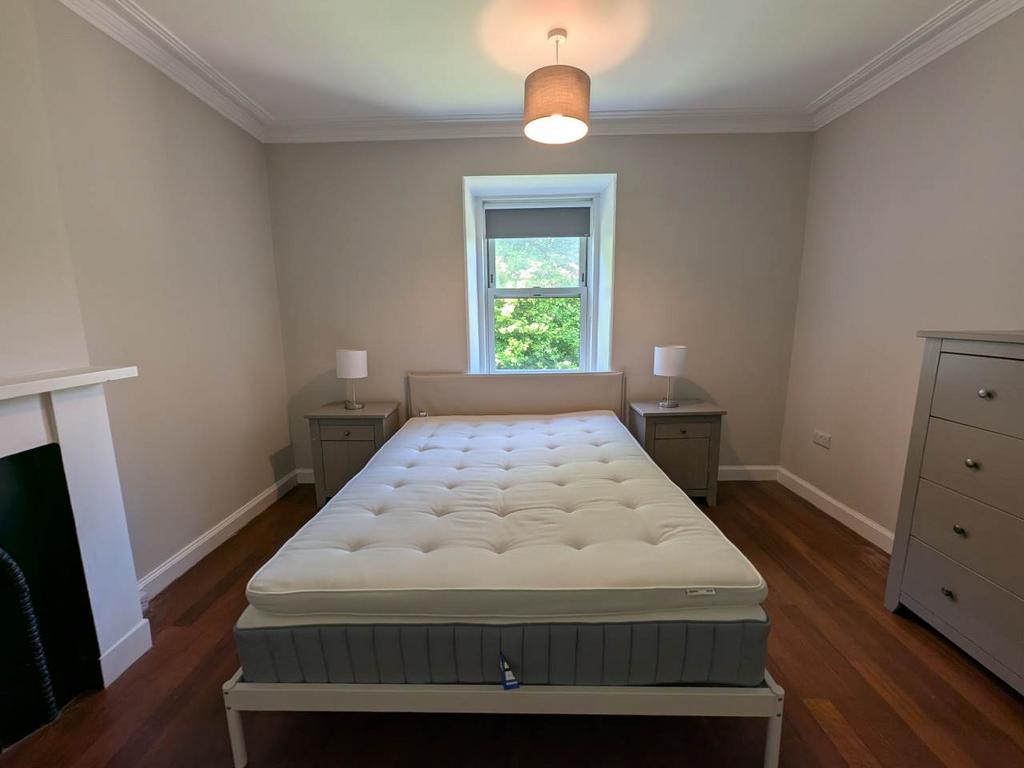 Bed 2-4