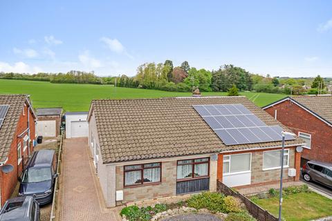 2 bedroom bungalow for sale, Orchard Road, Bristol BS16