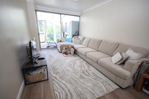 3 bedroom semi-detached house to rent, Birmingham B42