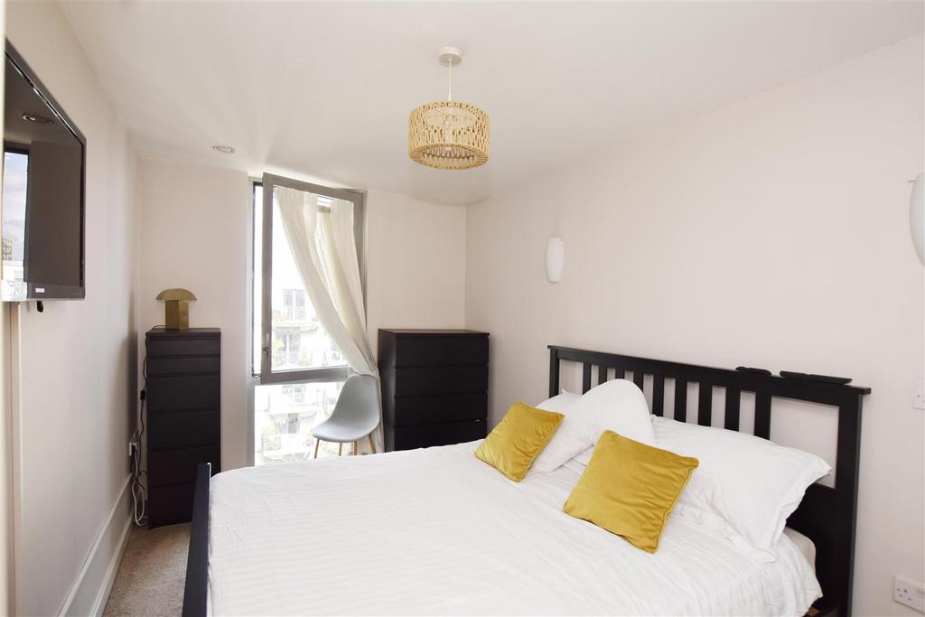 Bedroom.jpg