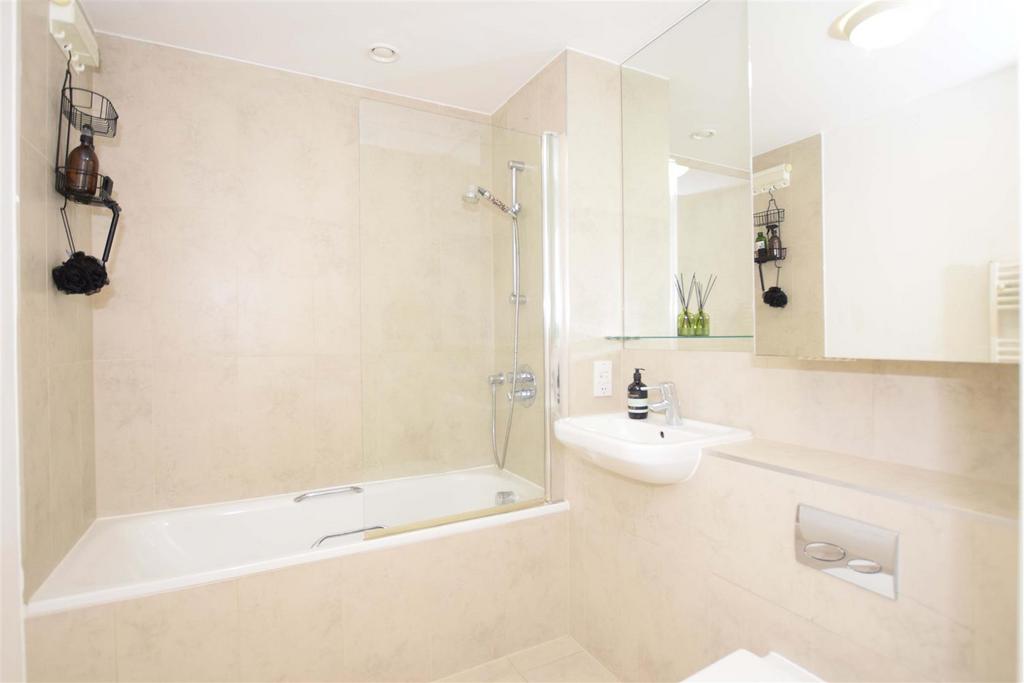 Bathroom.jpg